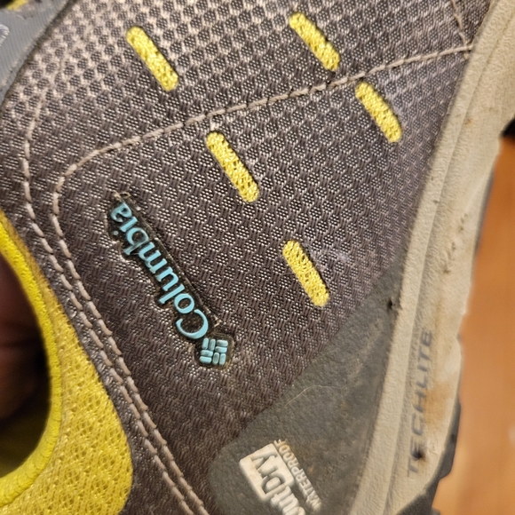 Columbia Hiking shoes - Picture 2 of 5